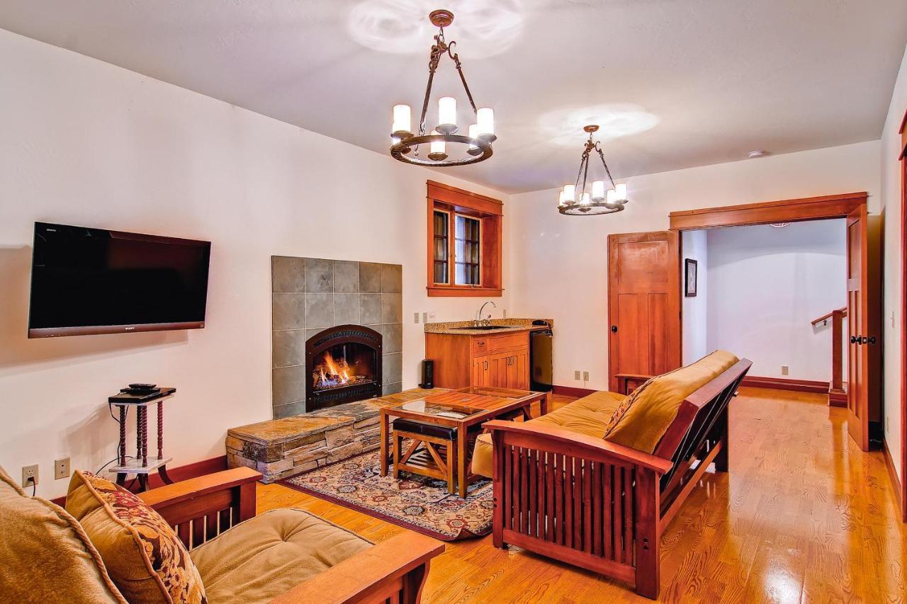 Ahwahnichi Lodge Yosemite West Extérieur photo