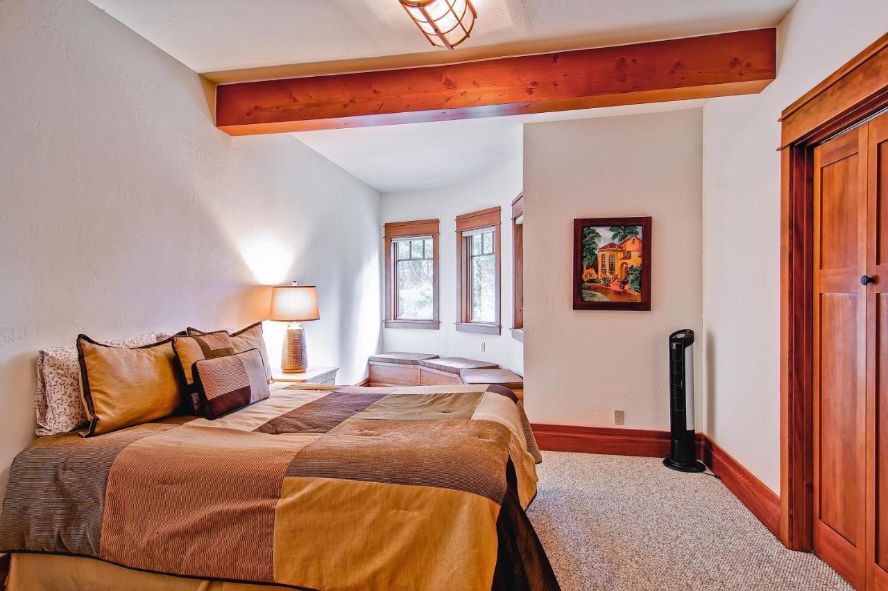 Ahwahnichi Lodge Yosemite West Extérieur photo