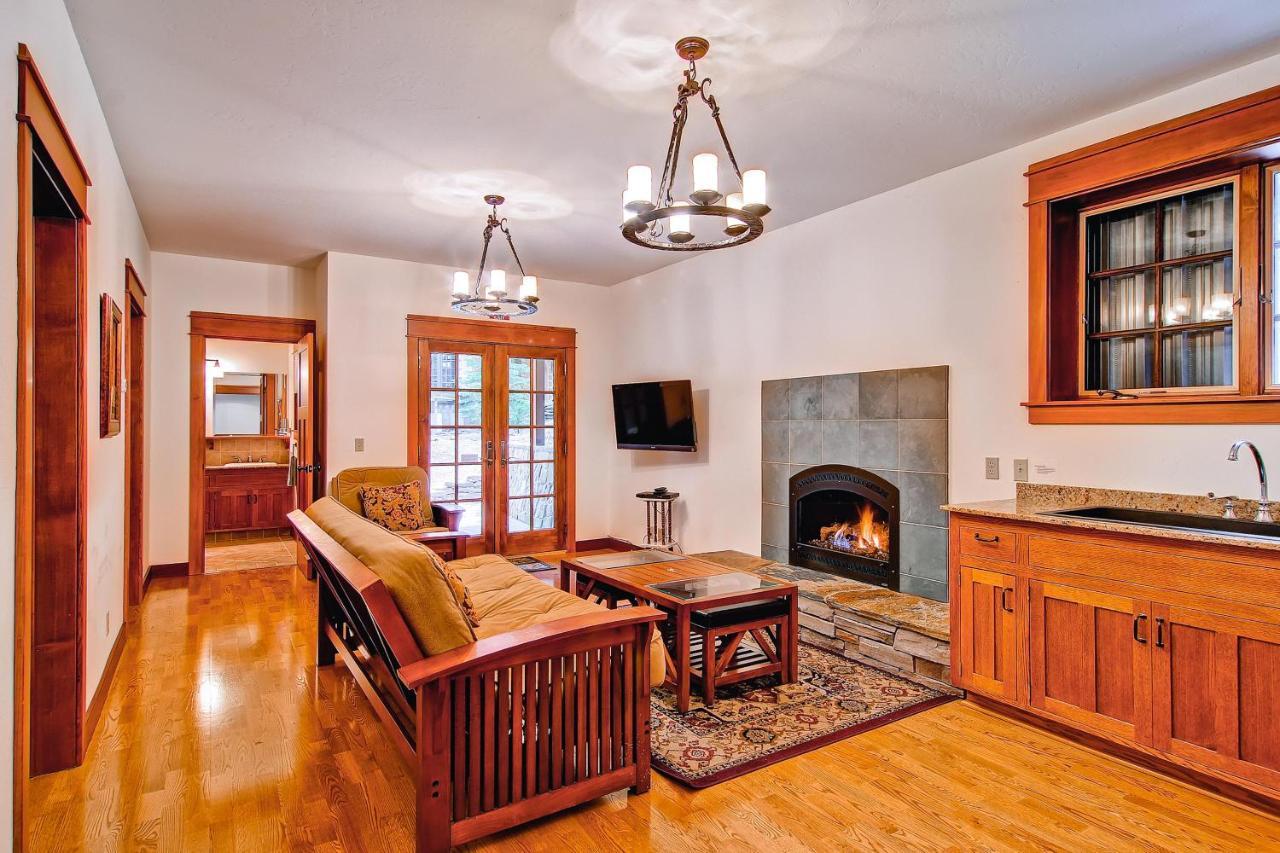 Ahwahnichi Lodge Yosemite West Extérieur photo